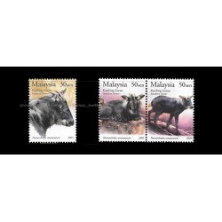 2003 Malaysia Southern Serow Set of 3v with 1 se-tenant pair stamps MNH Fine