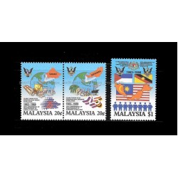 1988 25th Anniversary of Independence of Sabah in Malaysia Set of 3v with 1 se-tenant pair stamps MNH Fine